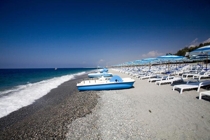 Bed And Breakfast Lagiocosa Reggio di Calabria Bagian luar foto