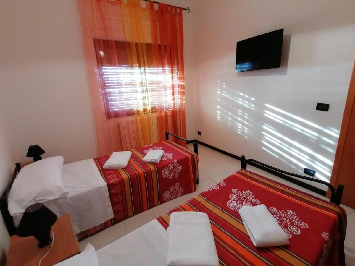 Bed And Breakfast Lagiocosa Reggio di Calabria Bagian luar foto