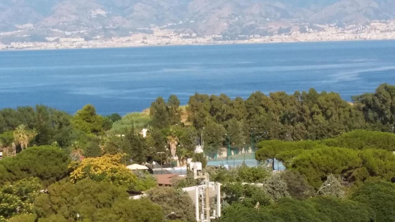 Bed And Breakfast Lagiocosa Reggio di Calabria Bagian luar foto