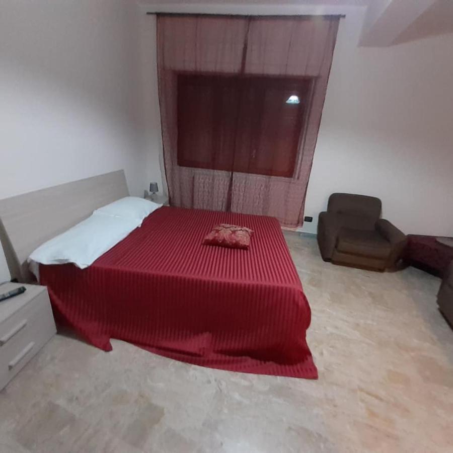 Bed And Breakfast Lagiocosa Reggio di Calabria Bagian luar foto