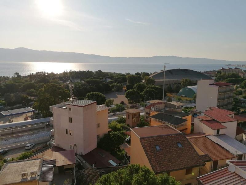 Bed And Breakfast Lagiocosa Reggio di Calabria Bagian luar foto
